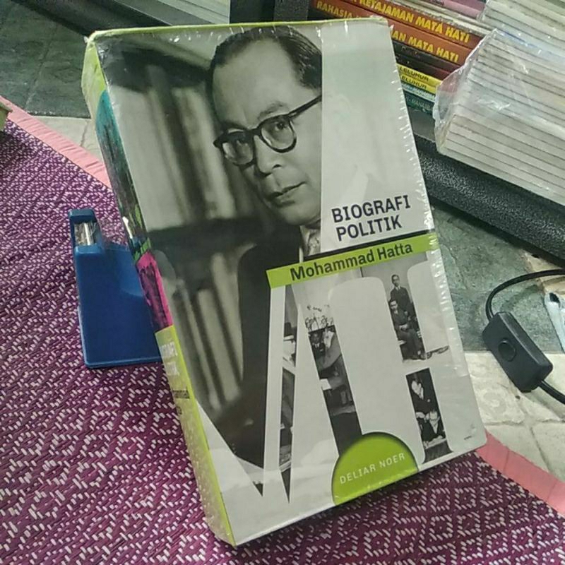 BIOGRAFI POLITIK MUHAMMAD HATTA