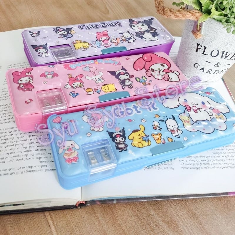 

Tempat Kotak Pensil 2 sisi dengan Serutan Kuromi My Melody Cinnamoroll Hologram