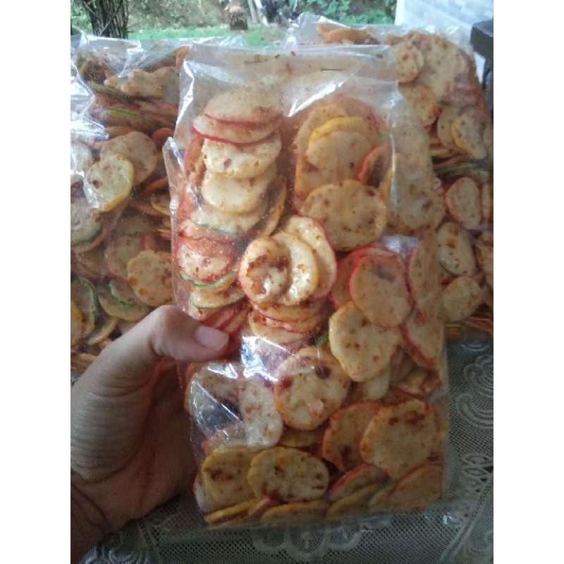 

KERUPUK SEBLAK KERING / KERUPUK SEBLAK BAWANG / SEBLAK KERING 200GR