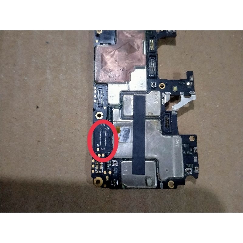 mesin hp Oppo A3s cph1853 minus kolektor lcd sama bot bawah