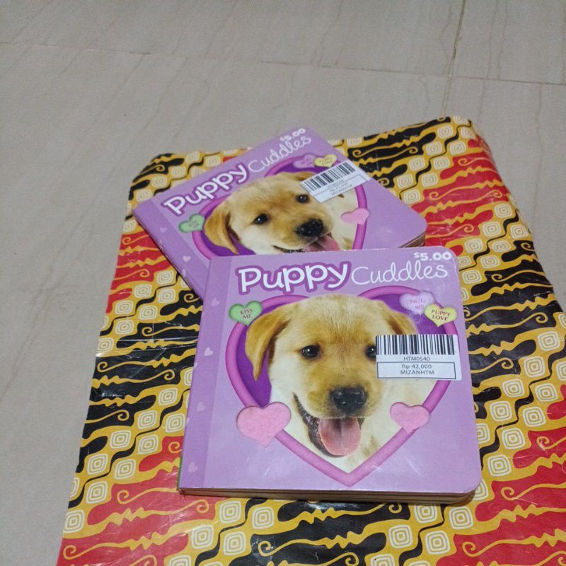 Buku Boarbook import - Puppy Cuddles