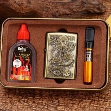 TERKENAL AFshop BISA  TERLARISS  TERMURAHHH korek api roda motif naga timbul  minyak  pipa motif min