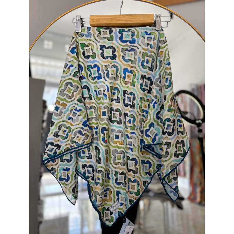 Hijab Turki Segiempat / kerudung segi emapt Turki/ Square hijab Turki