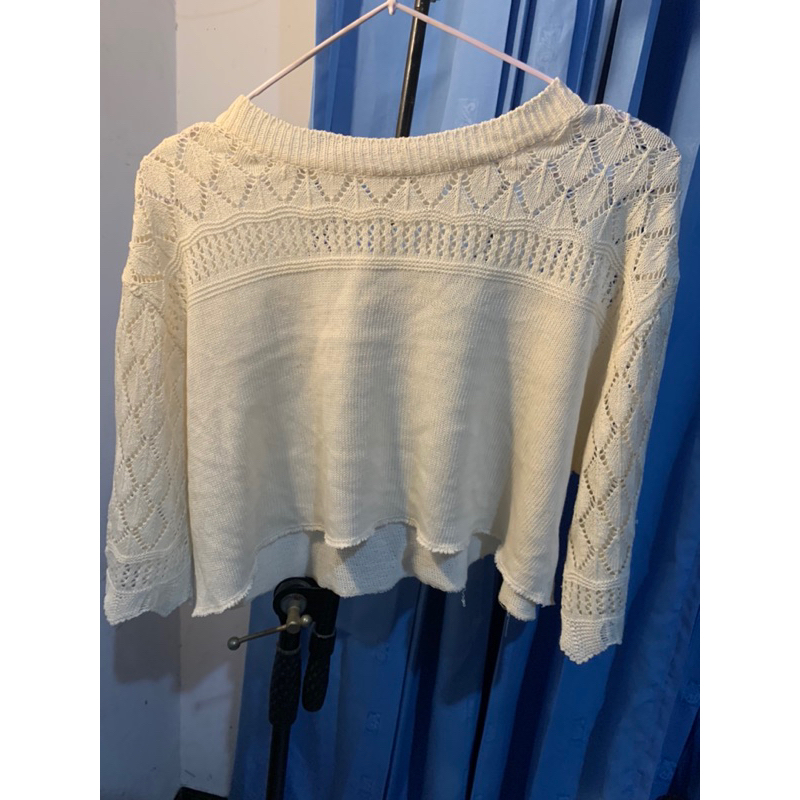 Crop rajut bw 66girls