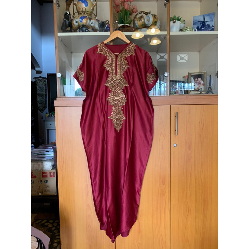 Preloved Kaftan Arab Merah Gold