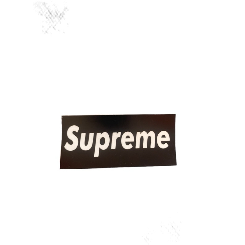 

Stiker Brand Distro Supreme bahan vinil ukuran 6x2,5cm