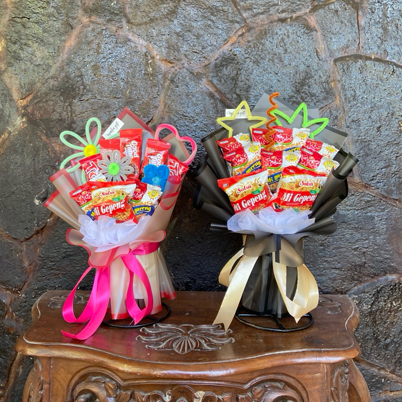 

Ayasha.gift | Buket Snack | Buket Kawat Bulu