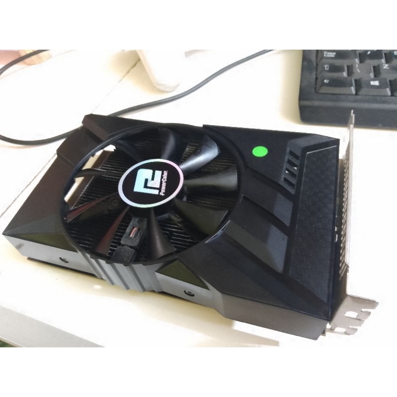 vga  powercolor amd r7 240 1gb ddr5