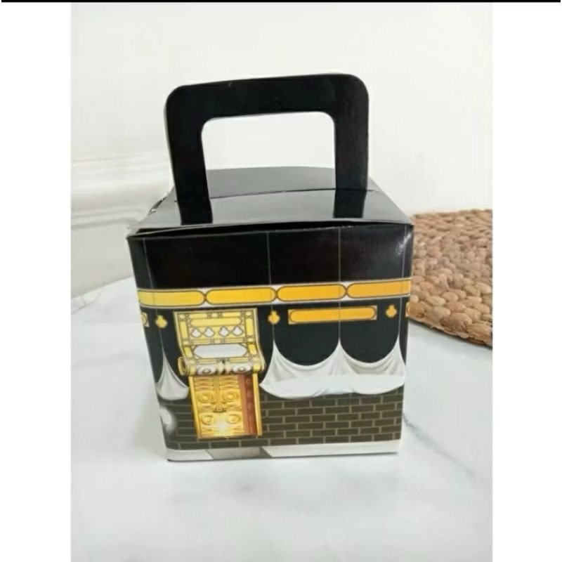 

Kardus Paperbag Paket Oleh-Oleh Haji Umroh 1pcs