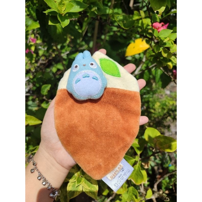 kacang totoro biru gepeng original studio ghibli Original studio ghibli sun Arrow