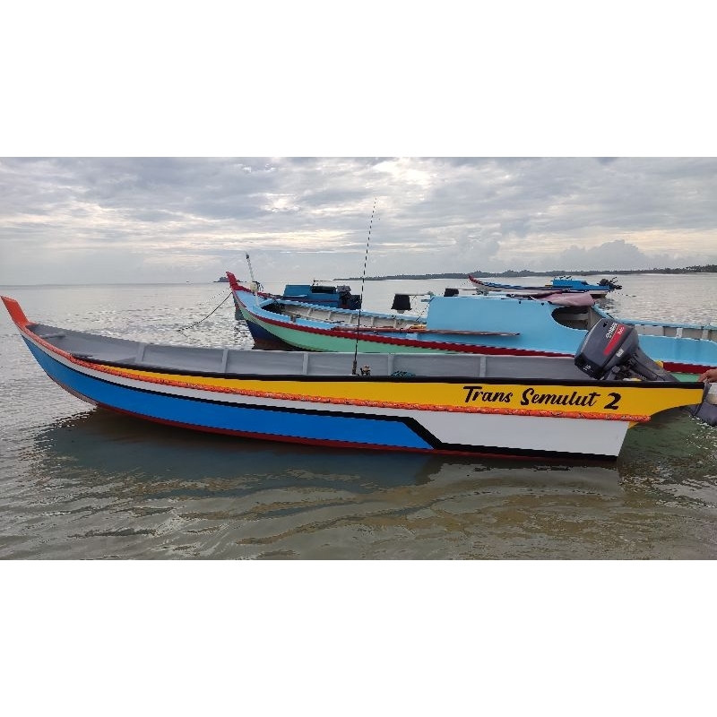 Kapal Perahu Full Fiberglass Panjang 6M X 1.4M Extra Sayap Kiri Kanan Tinggi Trans Semulut 2 Kapal N