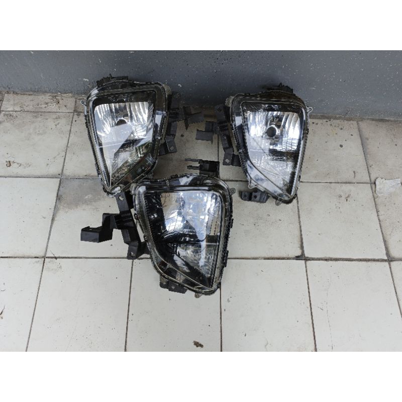 headlamp headlight lampu depan Mitsubishi xpander