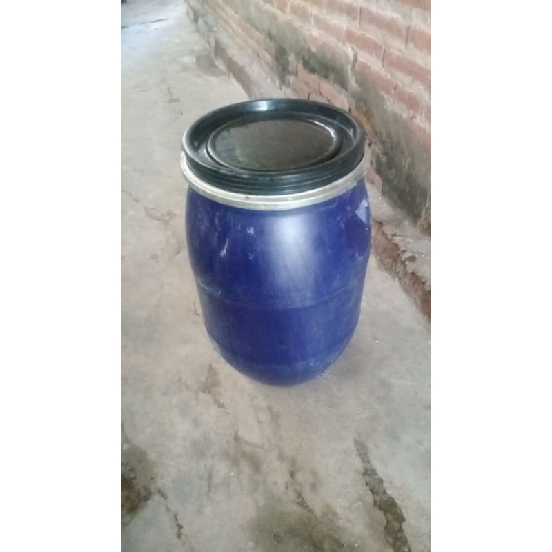 tong 30liter/drum plastik 30liter/gentong plastik 30 liter,dilengkapi klem