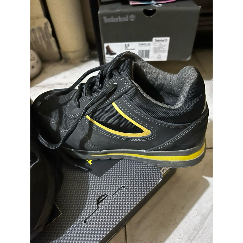 Sepatu Safety Jogger Industrial Turbo Size 37