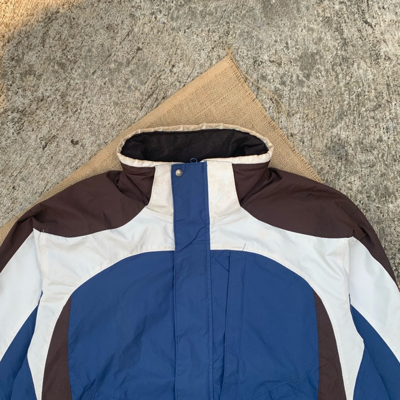 jaket gunung columbia second outdoor size xxL