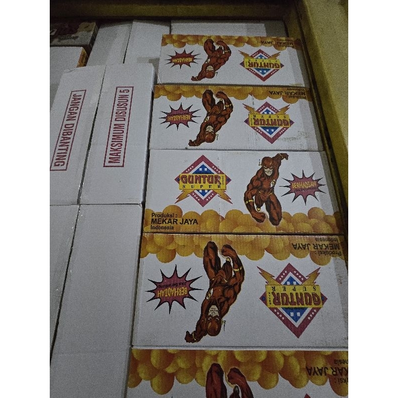 

ciki Guntur berhadiah kartonan isi 40 pcs