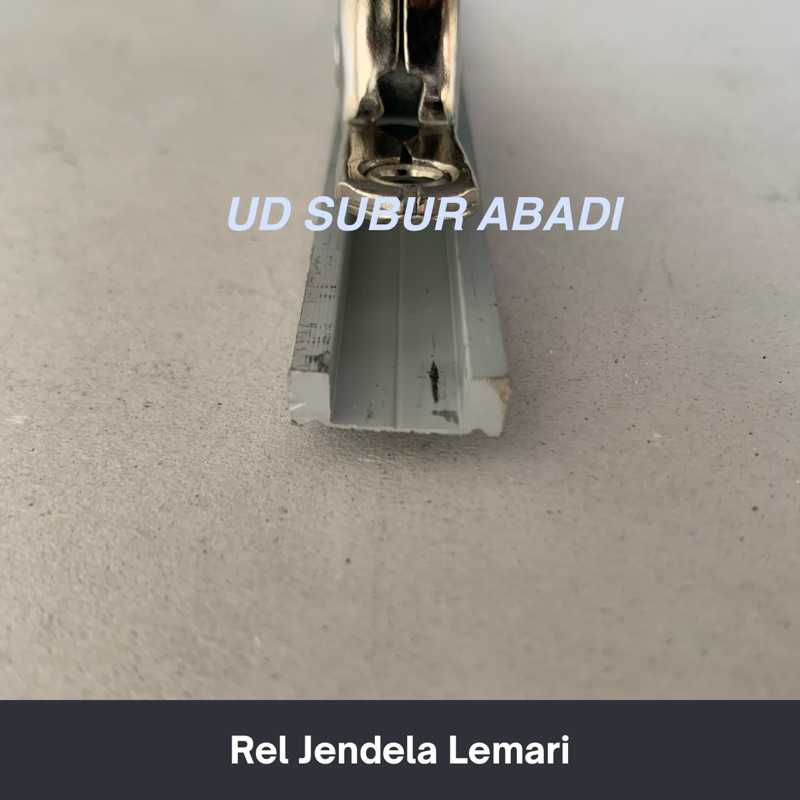 Rel U Aluminium Showcase Bawah