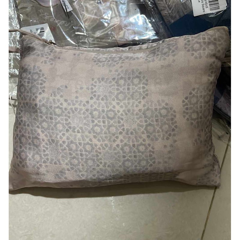 Buttonscarves Haramain Prayer robe