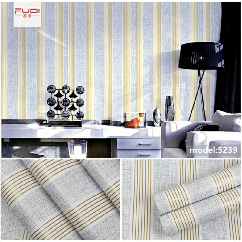 wallpaper dinding termurah motif salur silver emas
