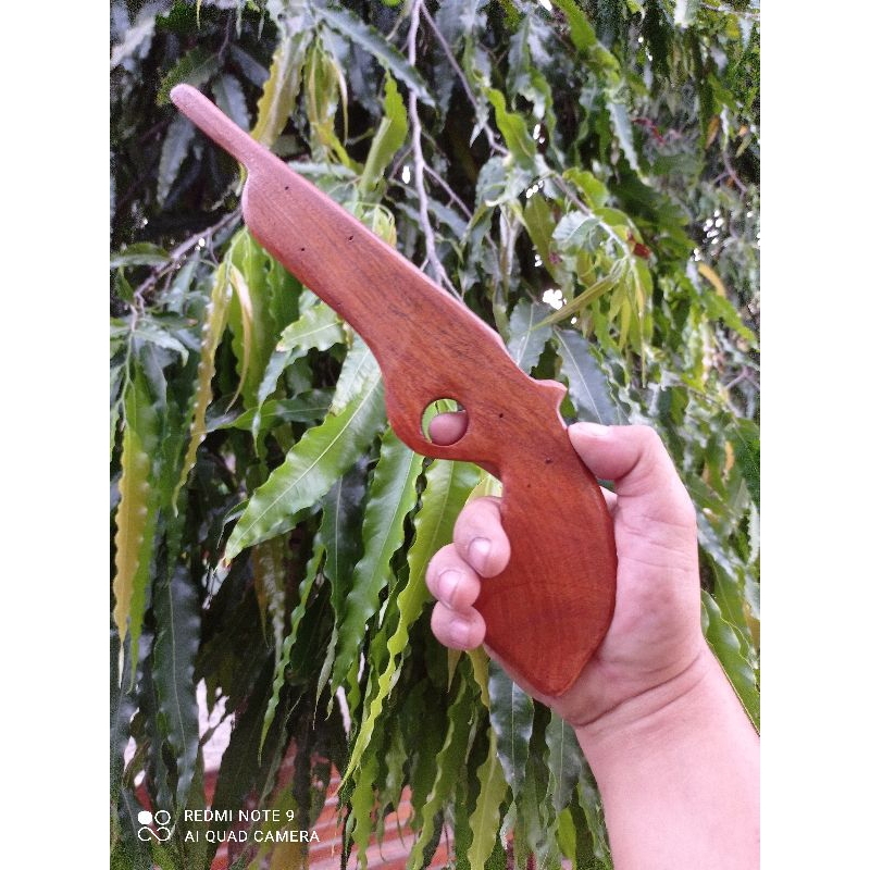 PISTOL MAINAN - PISTOL KAYU - PISTOL MAINAN ANAK - PISTOL PERAGA KAYU - PISTOL KOLEKSI KAYU - MAINAN