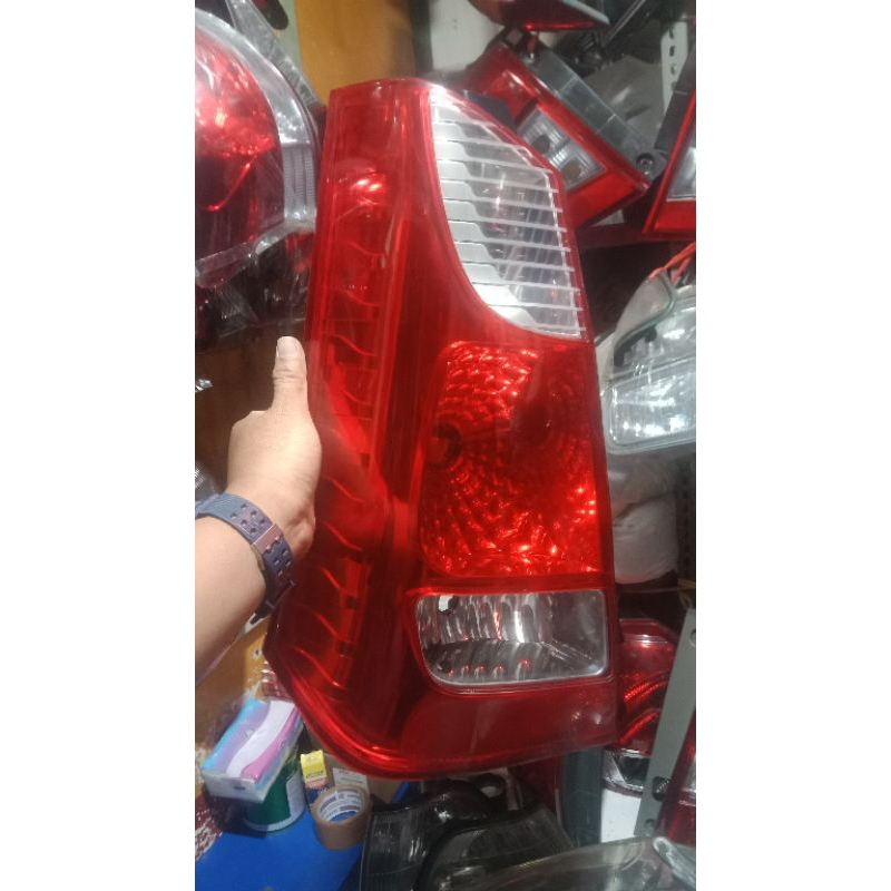 Lampu belakang karimun wagon R
