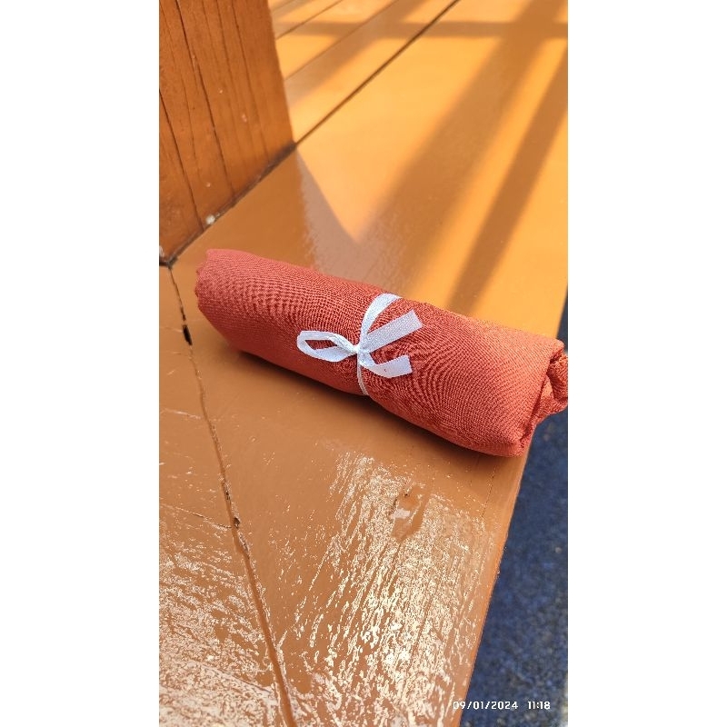 Hijab/Jilbab Bella Square Segi Empat Polos Pollycotton Merah Bata