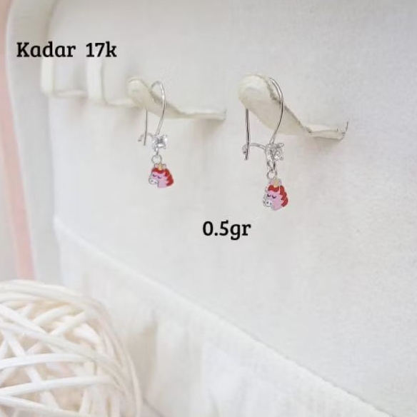 anting anak emas tua variasi karakter