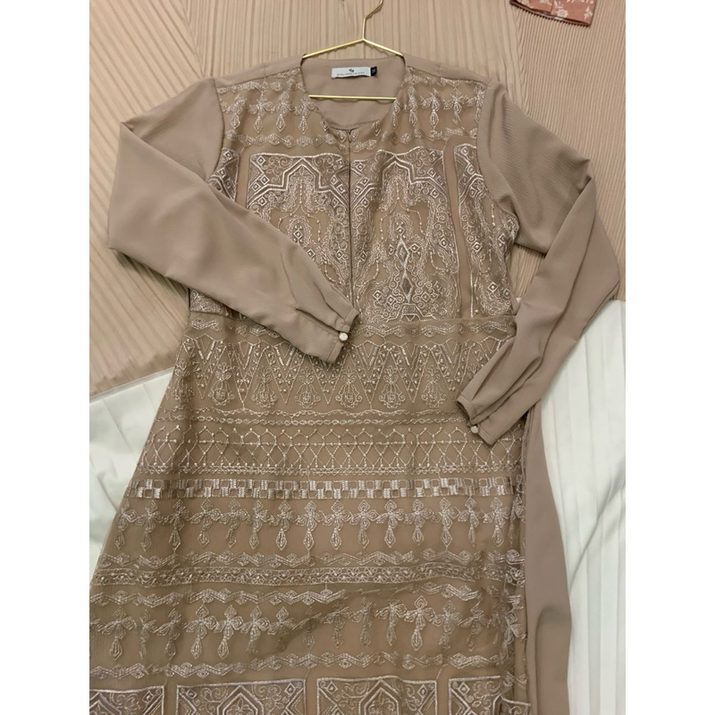 preloved Veliza dress evolvere x elmiza rugby tan size m