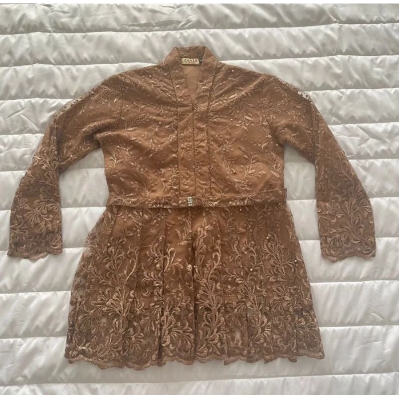 preloved kebaya brokat merek zania by chaniago