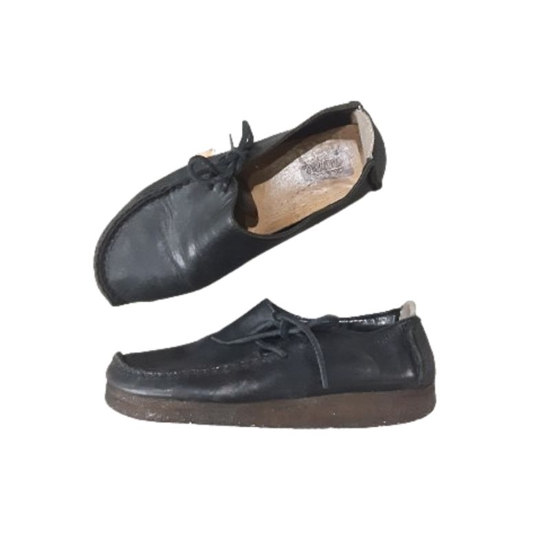 Sepatu / Shoes Formal Clarks Lugger Black Leather Men Women Preloved Original
