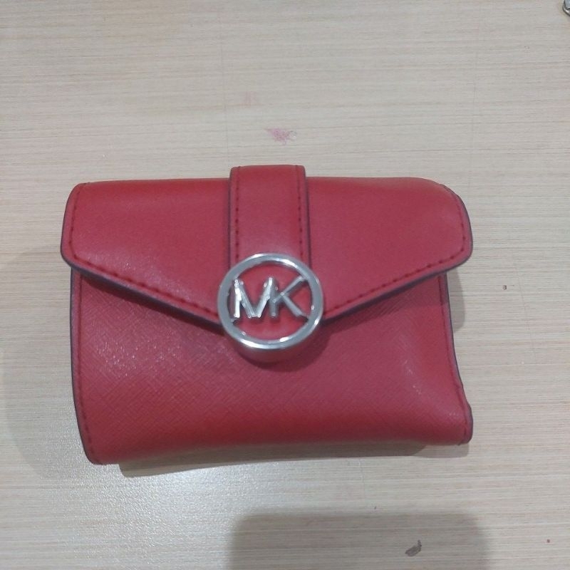 dompet MK