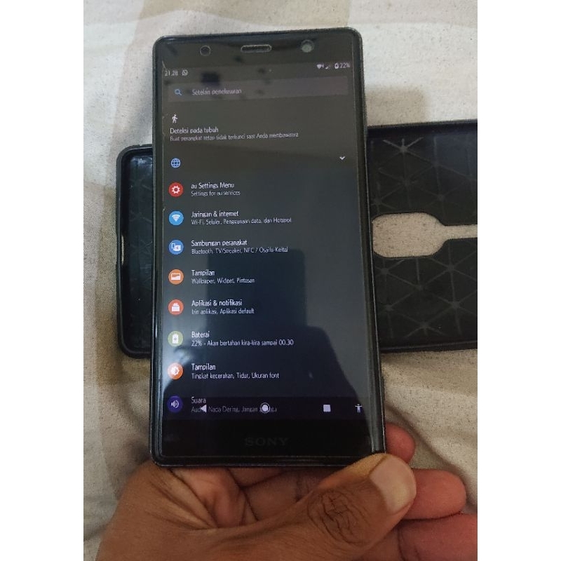 Sony xperia xz2 premium au . ram 6/64 Snapdragon 845.
