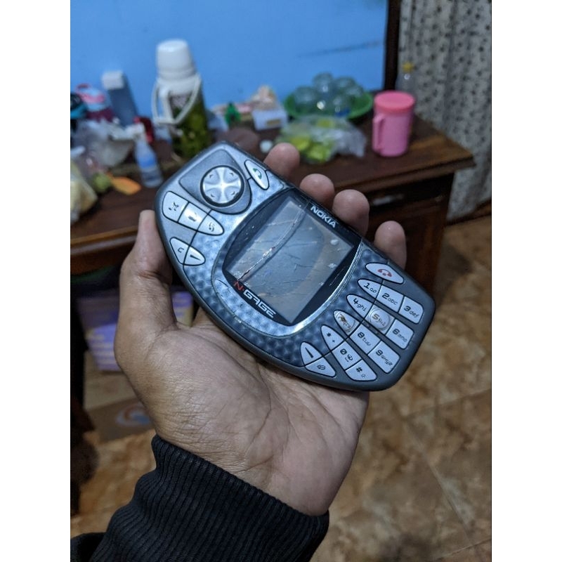 Nokia N-Gage Classic bahan