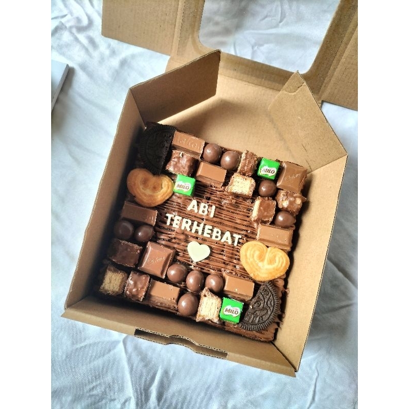 

BROWNIES DEKOR • BROWNIES CUSTOM BIRTHDAY • Uk 15cm