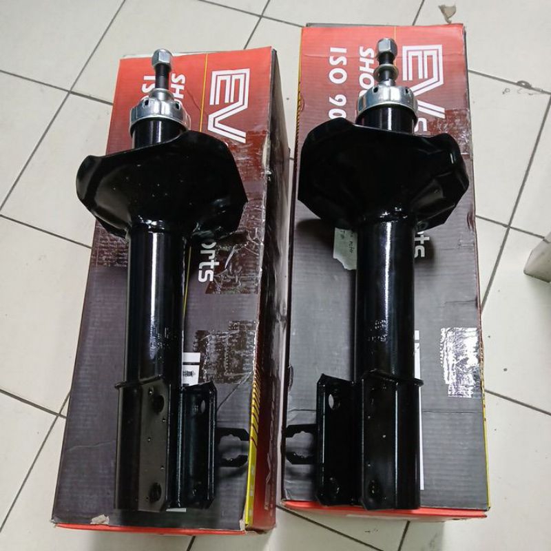 shock beker dpn set daihatsu charade G11 G12