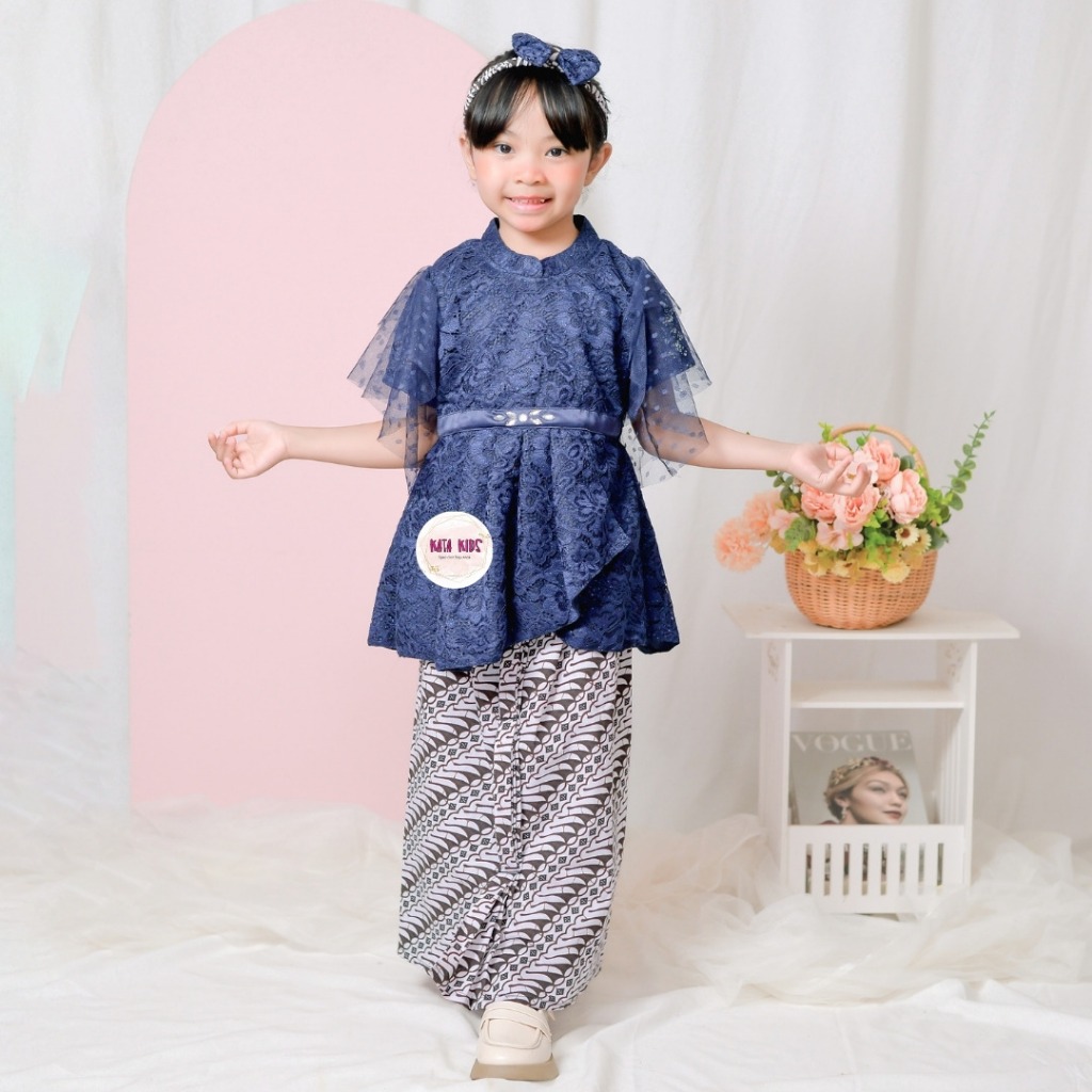 Kebaya Anak Perempuan / Kebaya Anak KANITA/ Atasan Pendek Rok Panjang Rok Putih