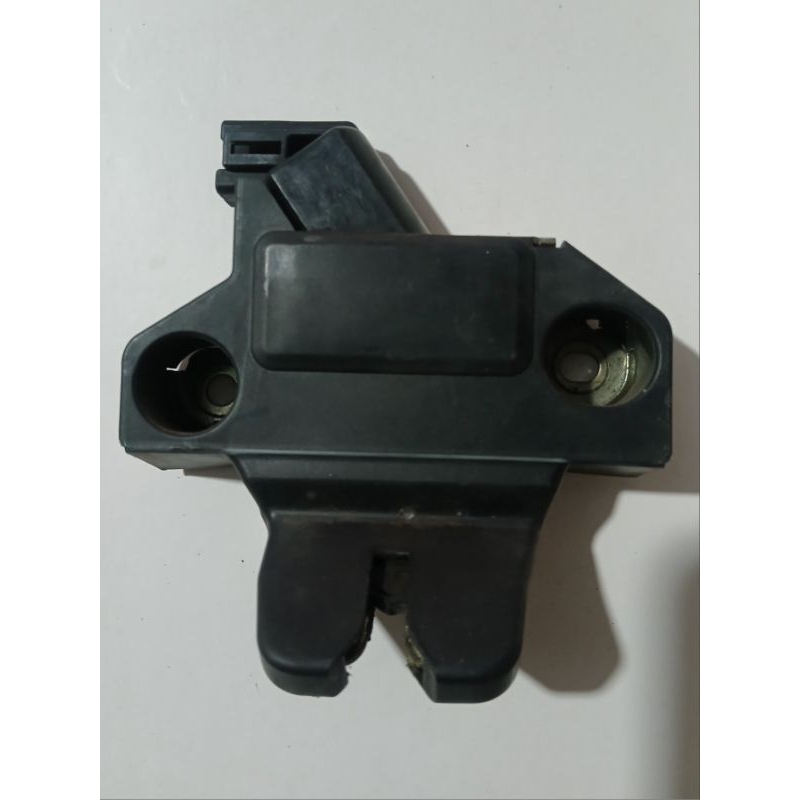 doorlock bagasi toyota vios gen 2