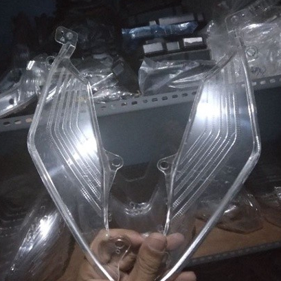 Mika alis reflektor lampu depan honda pcx 160 original
