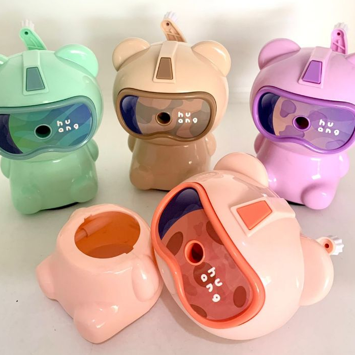 

Serutan Pensil BEAR MS 6700 / Rautan Putar / Rautan Meja / Rawutan Putar RAUTAN MEJA KARAKTER LUCU