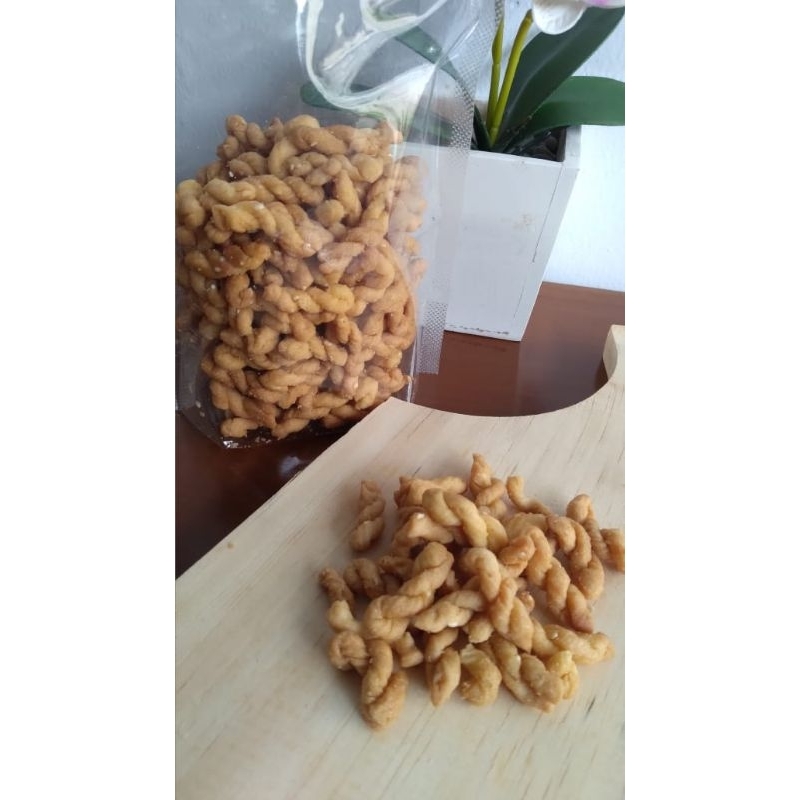 

Kue Kepang Plintiran