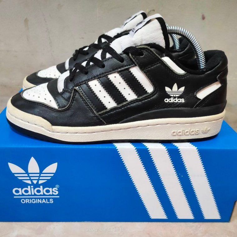 Sepatu ADIDAS FORUM LOW BLACK HQ1494 - Size 38 - Second Original 100%