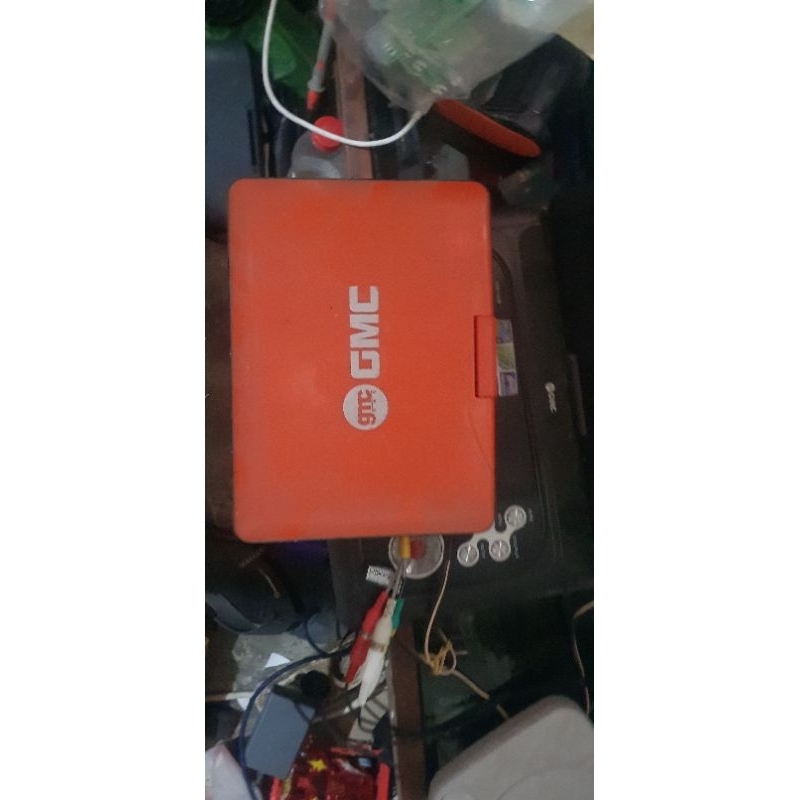 dvd portabel gmc