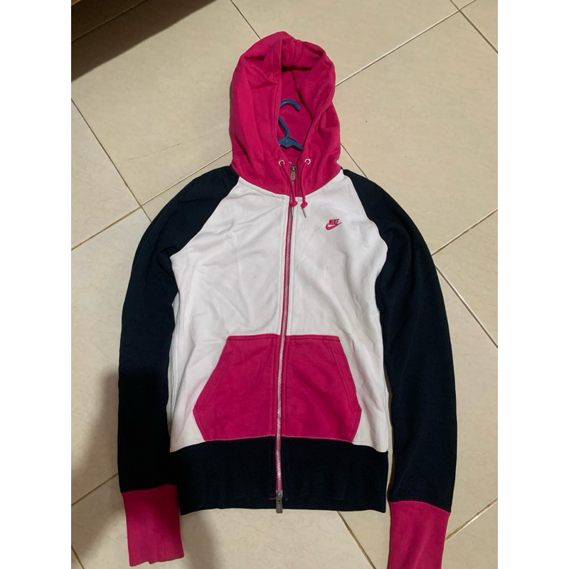 hoodie thrift nike