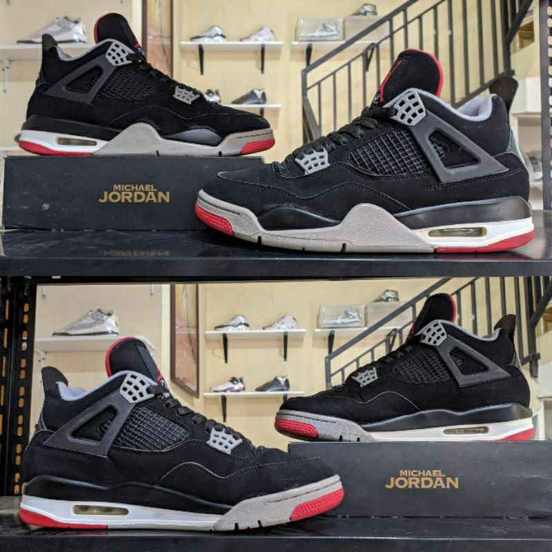 Sepatu Basket Air Jordan 4 Bred