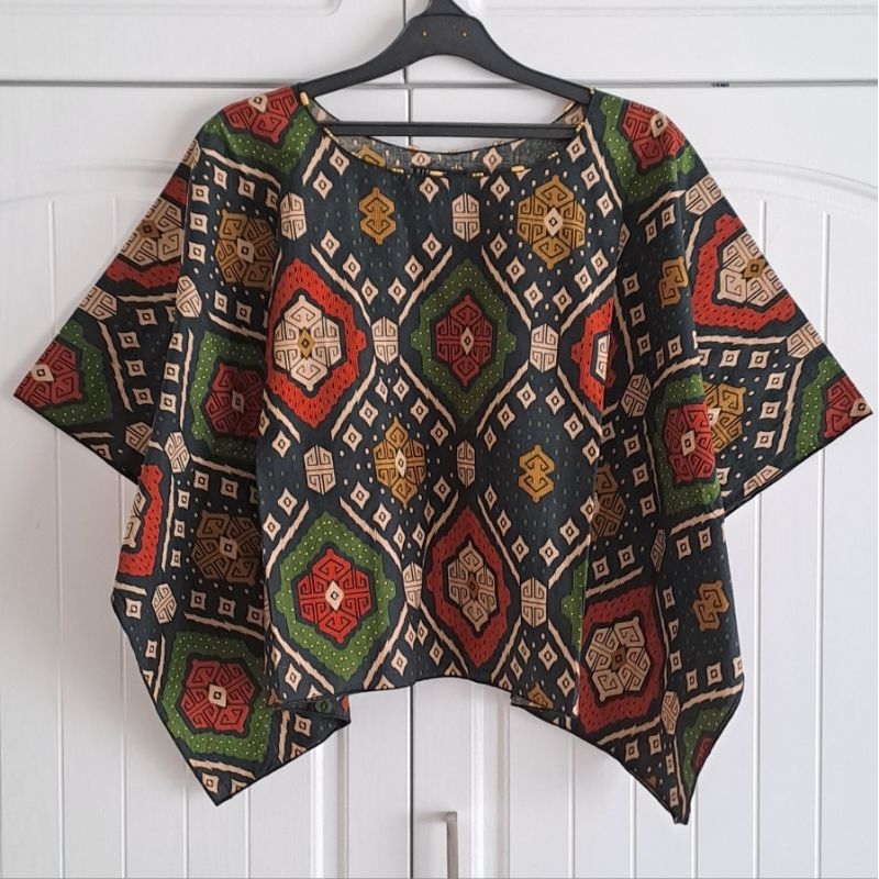 Atasan Wanita Luire by Raden Sirait Preloved