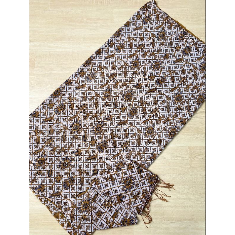 Kamen Sutra Paris Motif Batik