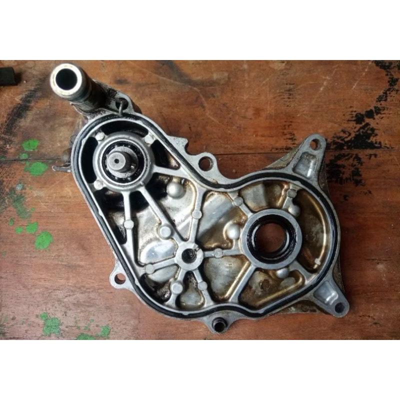 dudukan spul vario 110 karbu waterpump honda vario 110 karbu ORIGINAL