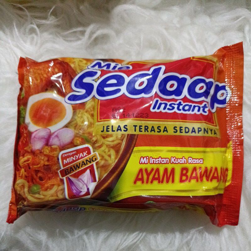 

MIE SEDAAP MI INSTAN KUAH RASA AYAM BAWANG ISI 70g