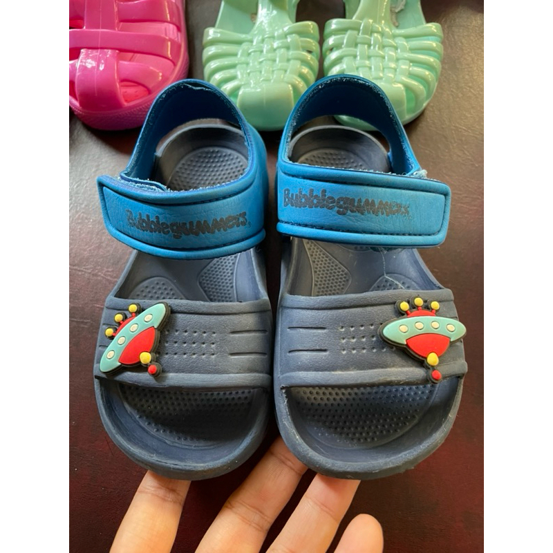 preloved sepatu sendal anak bubble gummers 16cm
