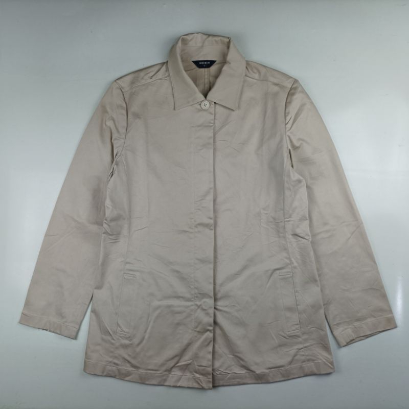 Uniqlo Short Coat Size L Wanita A173